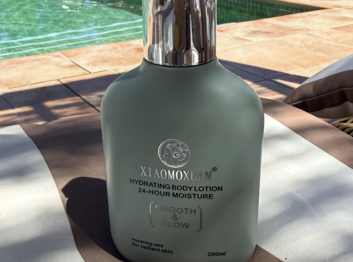 Лосьйон для тіла Xiaomoxuan Tea Tree Leaf Body Lotion з екстрактом листя чайного дерева